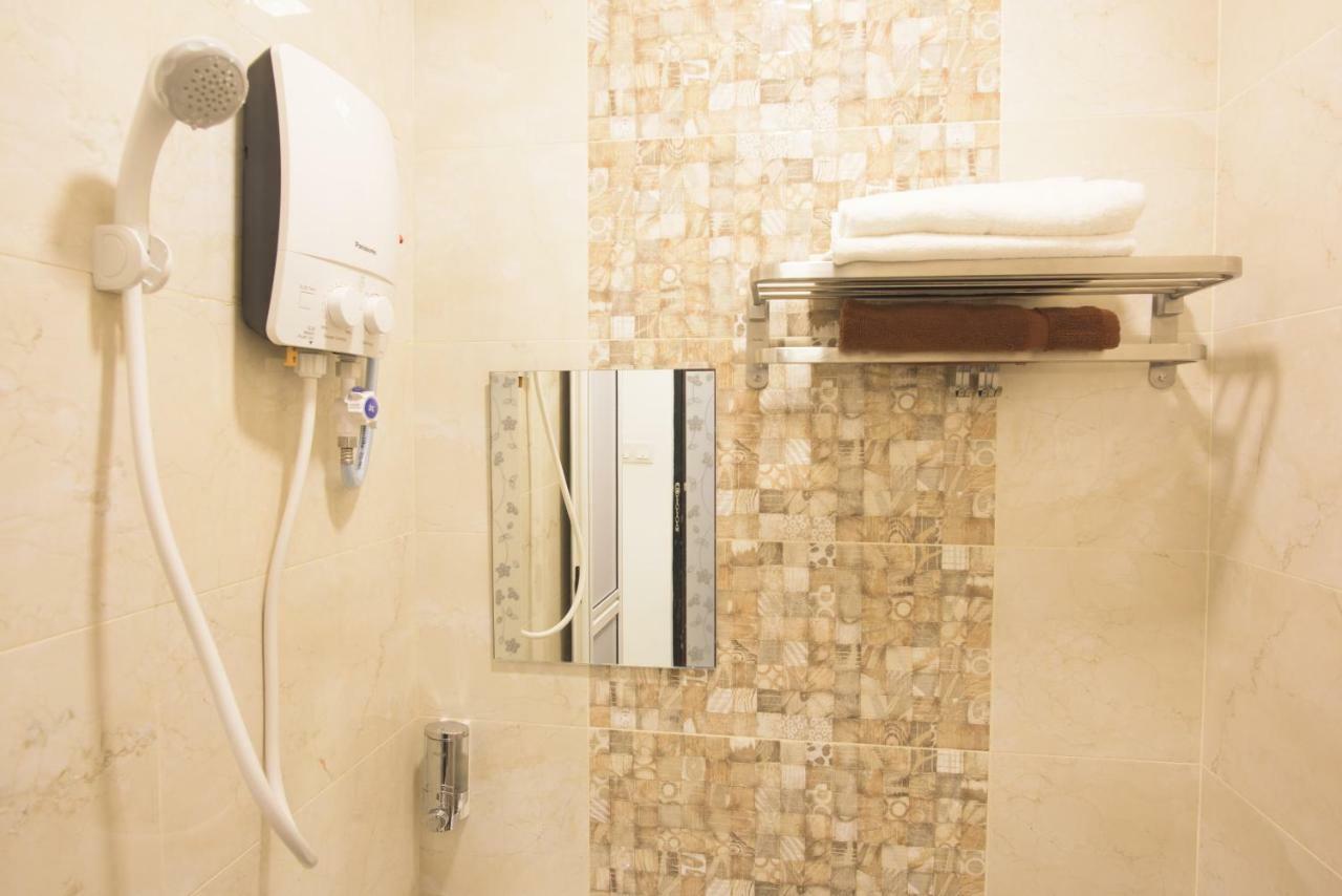 Ltl Guesthouse Johor Bahru Ngoại thất bức ảnh